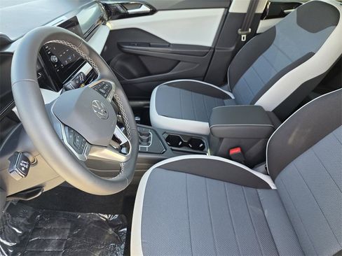 New 2025 Volkswagen Taos S image 9