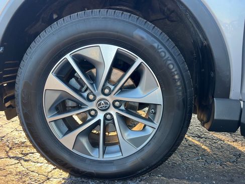 Used 2018 Toyota RAV4 Adventure image 37