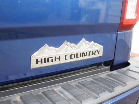 Used 2018 Chevrolet Silverado 1500 High Country image 8