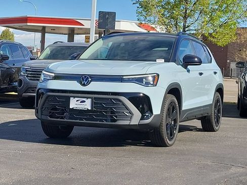 Used 2026 Volkswagen Taos SE AWD/4WD image 4