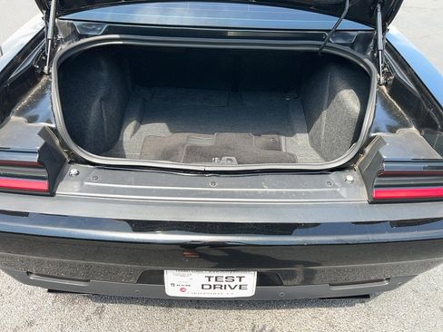 Used 2016 Dodge Challenger SRT Hellcat RWD image 26