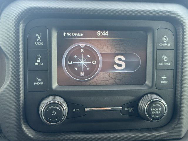 Used 2018 Jeep Wrangler Unlimited Sport S AWD/4WD image 30