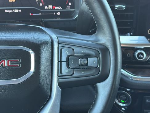 Used 2025 GMC Sierra 1500 SLT image 19