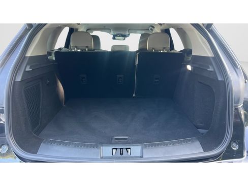 Used 2025 Lincoln Corsair FWD image 9