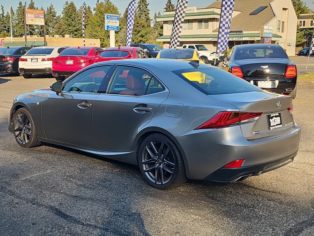 Used 2018 Lexus IS 300 AWD image 8