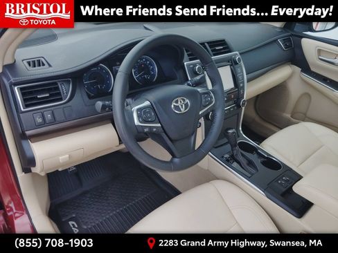 Used 2017 Toyota Camry XLE w/ Moonroof Package FWD image 14