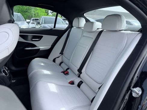 Used 2023 Mercedes-Benz C 300 4MATIC Sedan image 20