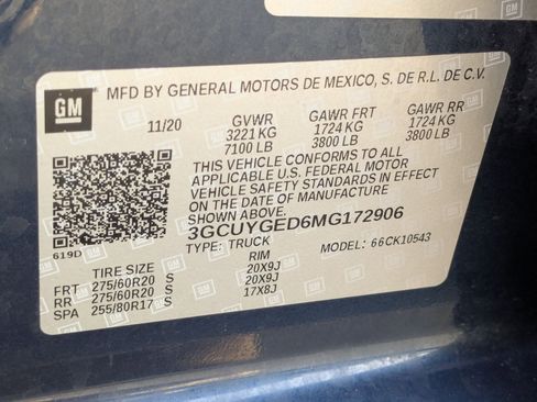 Certified 2021 Chevrolet Silverado 1500 LTZ w/ Technology Package image 30