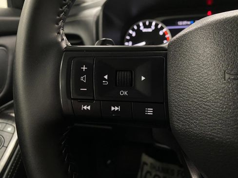 Certified 2025 Nissan Rogue SV image 16