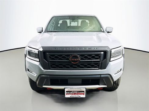 Used 2022 Nissan Frontier Pro-X w/ Technology Package image 2
