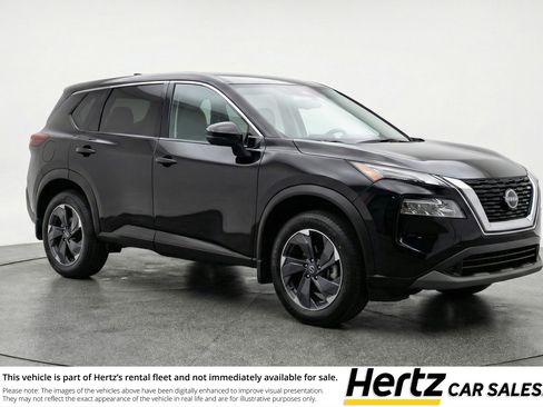 Used 2025 Nissan Rogue SV AWD/4WD image 1