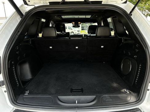Used 2021 Jeep Grand Cherokee Limited w/ Luxury Group II RWD image 31
