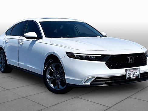 Used 2023 Honda Accord EX image 2