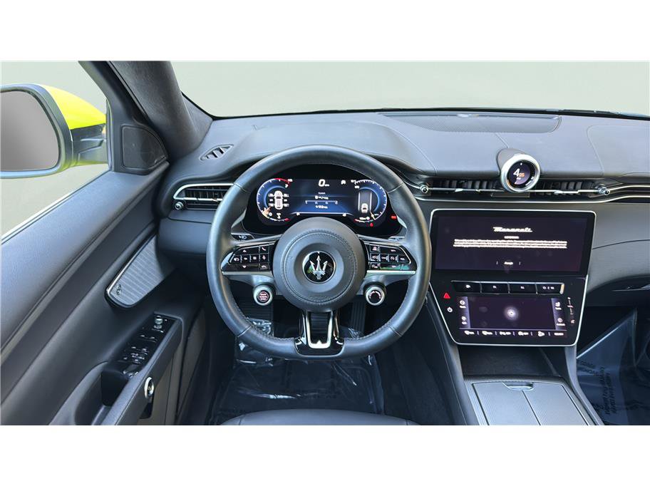 Used 2023 Maserati Grecale GT AWD/4WD image 32