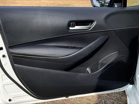 Used 2022 Toyota Corolla SE image 20