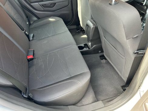 Used 2019 Ford Fiesta SE image 12