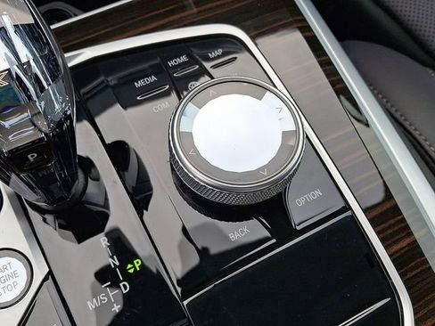 Certified 2023 BMW X5 xDrive40i w/ Premium Package image 18