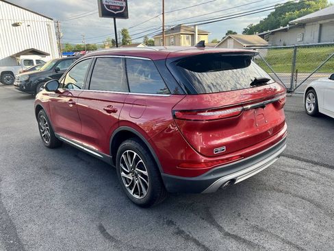 Used 2021 Lincoln Corsair AWD w/ Equipment Group 101A image 3
