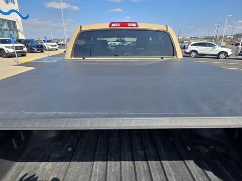 Used 2017 Toyota Tundra Limited w/ Limited Premium Package image 17