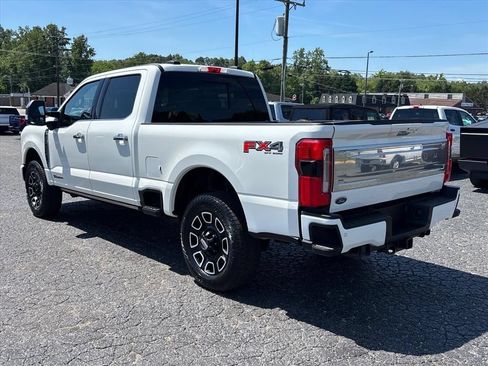 Used 2023 Ford F250 Platinum AWD/4WD image 5