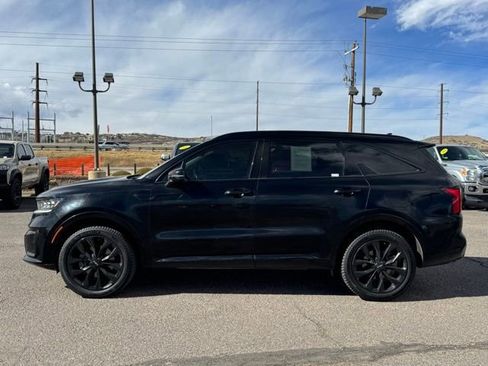 Used 2022 Kia Sorento SX image 2