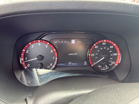 Used 2022 Nissan Frontier PRO-4X AWD/4WD image 25
