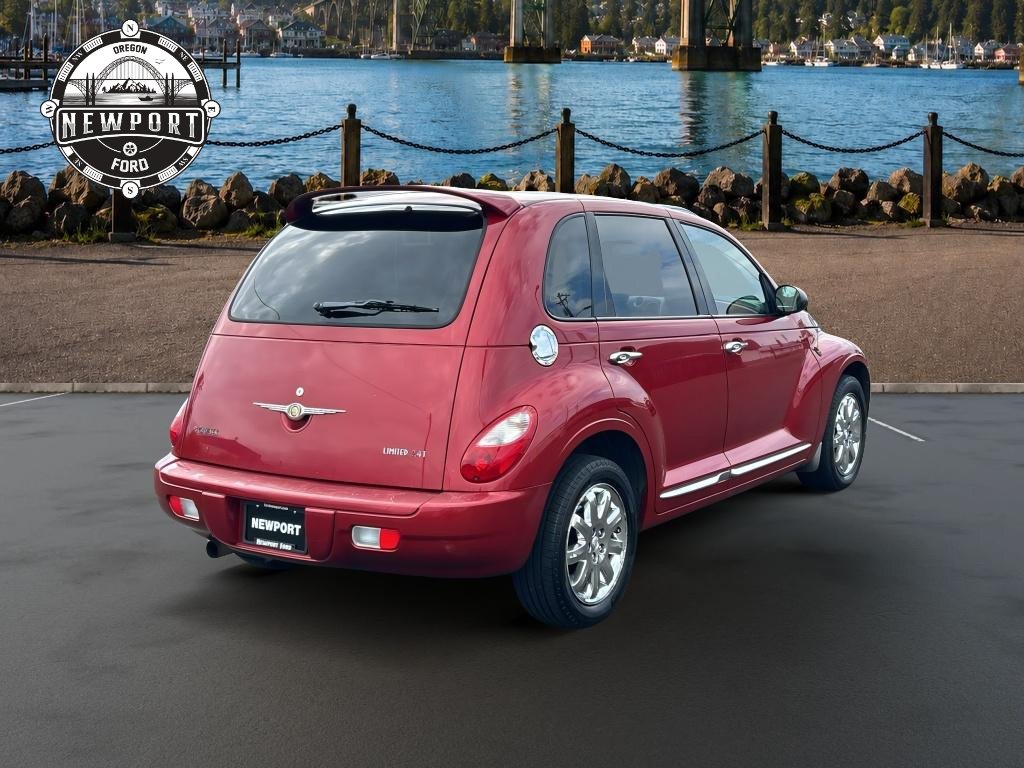 Used 2007 Chrysler PT Cruiser Limited w/ Chrome Accents Group FWD image 9