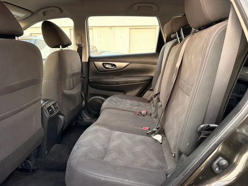 Used 2016 Nissan Rogue S AWD/4WD image 21