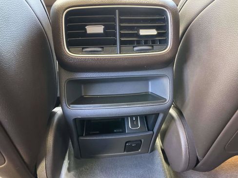 Used 2020 Mercedes-Benz GLE 350 4MATIC image 17