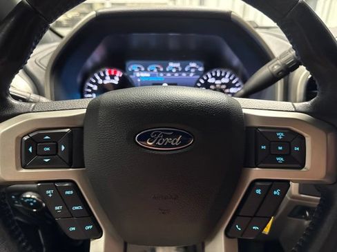 Used 2022 Ford F250 Lariat w/ Lariat Value Package AWD/4WD image 12