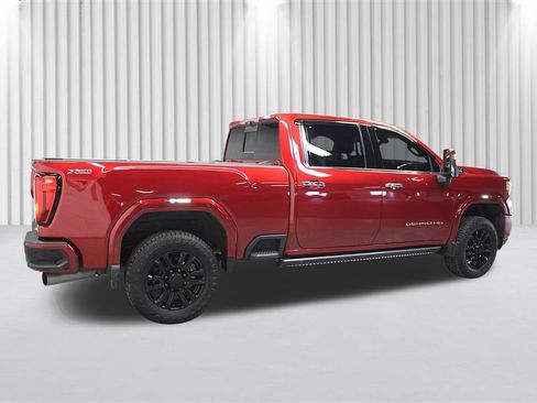 Used 2022 GMC Sierra 2500 Denali w/ Denali Ultimate Package AWD/4WD image 3