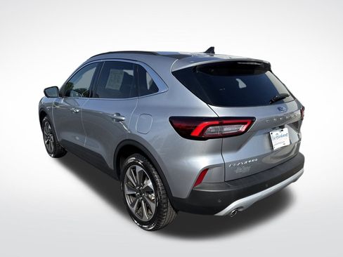 Used 2024 Ford Escape Platinum image 26