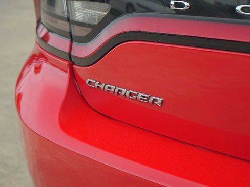 Used 2022 Dodge Charger SXT RWD image 8
