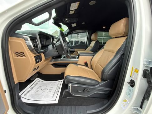 Used 2023 Ford F450 Lariat w/ Lariat Ultimate Package AWD/4WD image 24