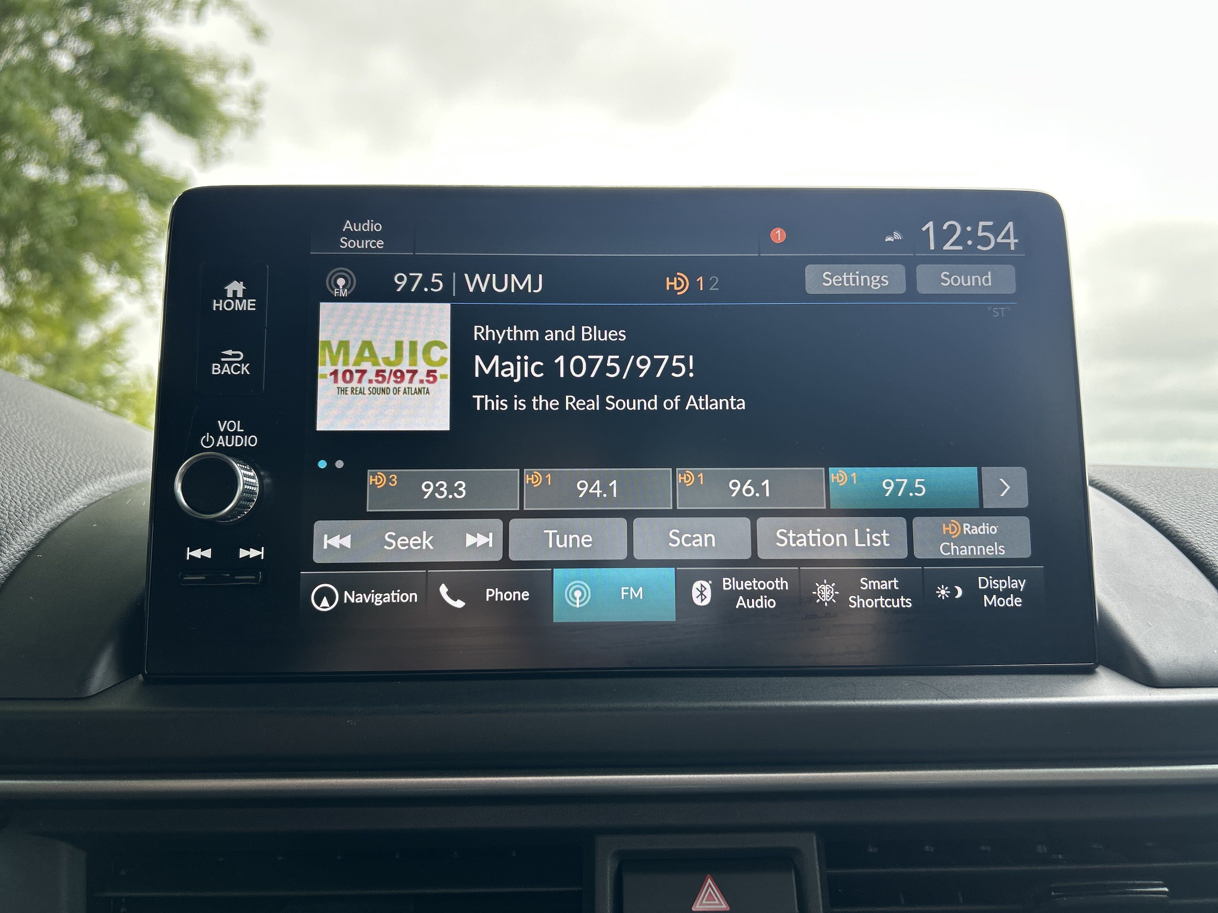 Certified 2025 Honda Pilot Black Edition image 13