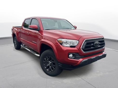 Certified 2022 Toyota Tacoma SR5 w/ Technology Package RWD image 4