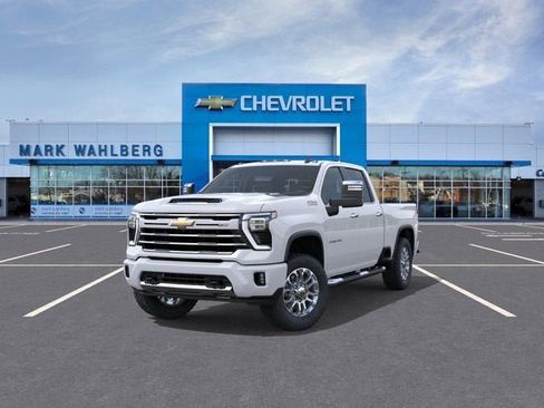 New 2026 Chevrolet Silverado 2500 LT w/ Z71 Chrome Sport Edition image 8