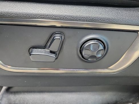 Used 2020 RAM 1500 Limited AWD/4WD image 35