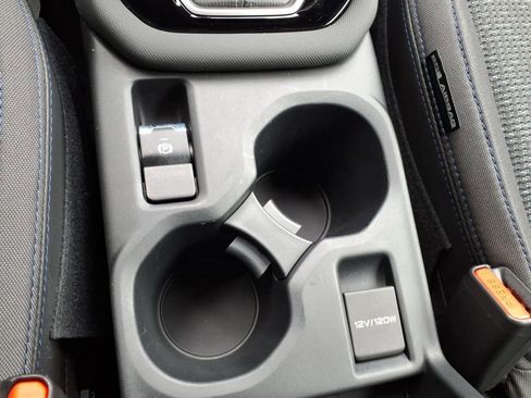 Used 2025 Subaru Forester Premium image 14