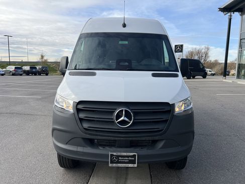 New 2025 Mercedes-Benz Sprinter 2500 image 4