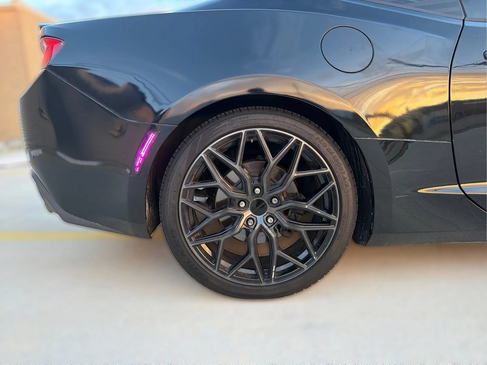 Used 2017 Chevrolet Camaro LT w/ Technology Package RWD image 29