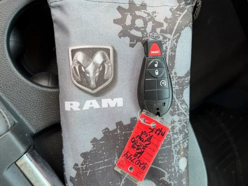Used 2018 RAM 2500 Big Horn AWD/4WD image 41