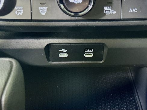 Used 2024 Honda Accord EX image 26