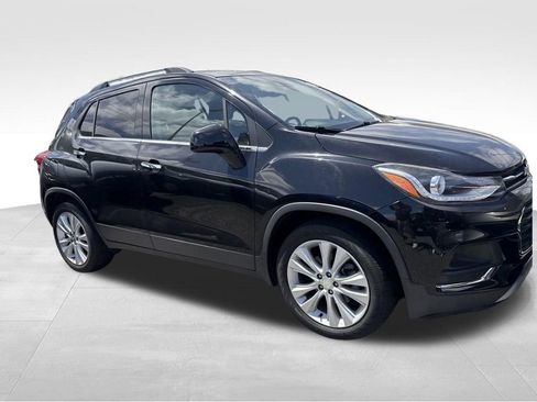 Used 2018 Chevrolet Trax Premier FWD image 8
