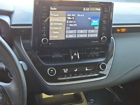 Used 2022 Toyota Corolla LE image 26