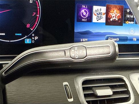 Used 2024 Mercedes-Benz GLS 450 4MATIC w/ AMG Line Exterior image 28