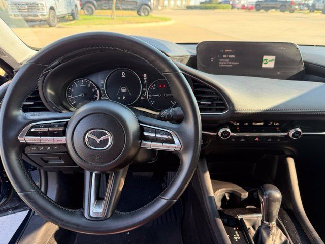 Used 2022 MAZDA MAZDA3 s FWD image 13