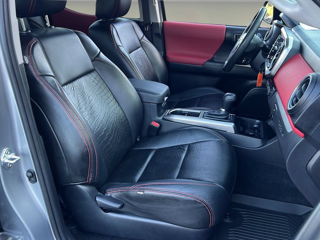 Certified 2021 Toyota Tacoma SR5 RWD image 16