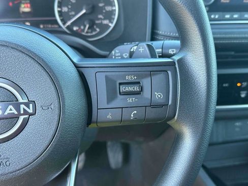 Used 2024 Nissan Rogue S image 20