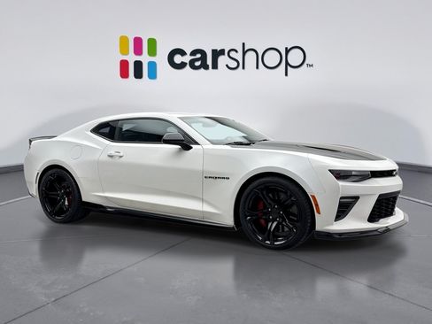 Used 2018 Chevrolet Camaro SS RWD image 7